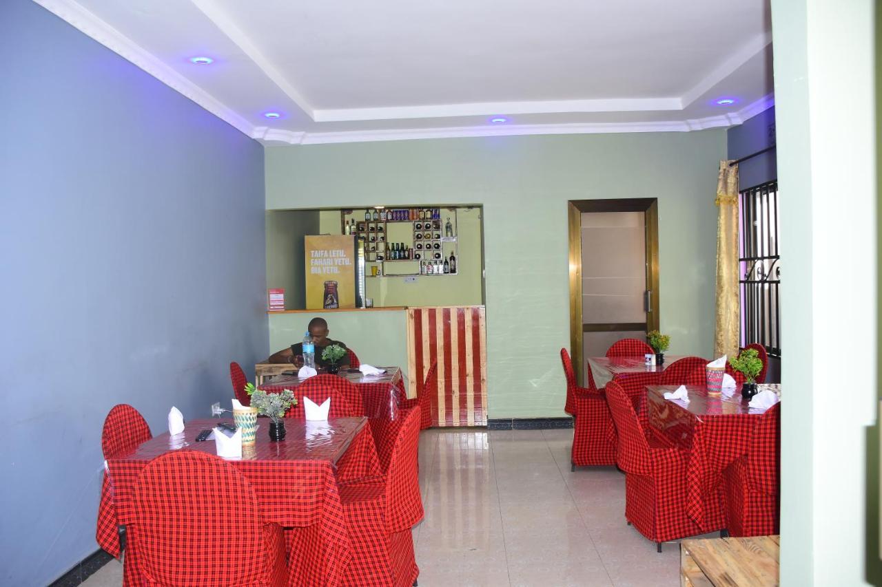 Safari Park House Bed & Breakfast Arusha Exterior photo