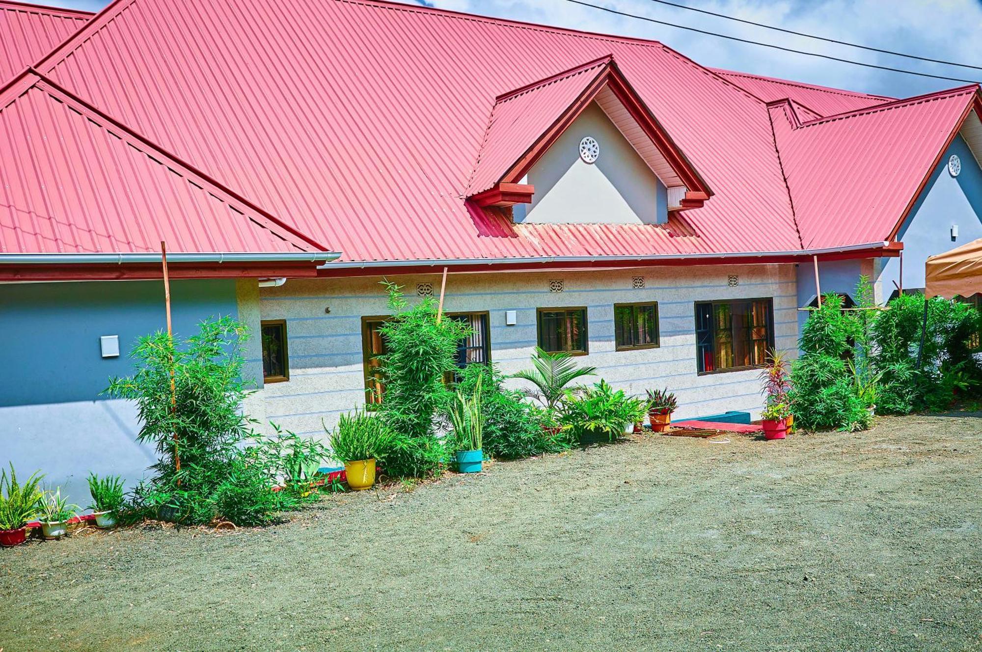 Safari Park House Bed & Breakfast Arusha Exterior photo