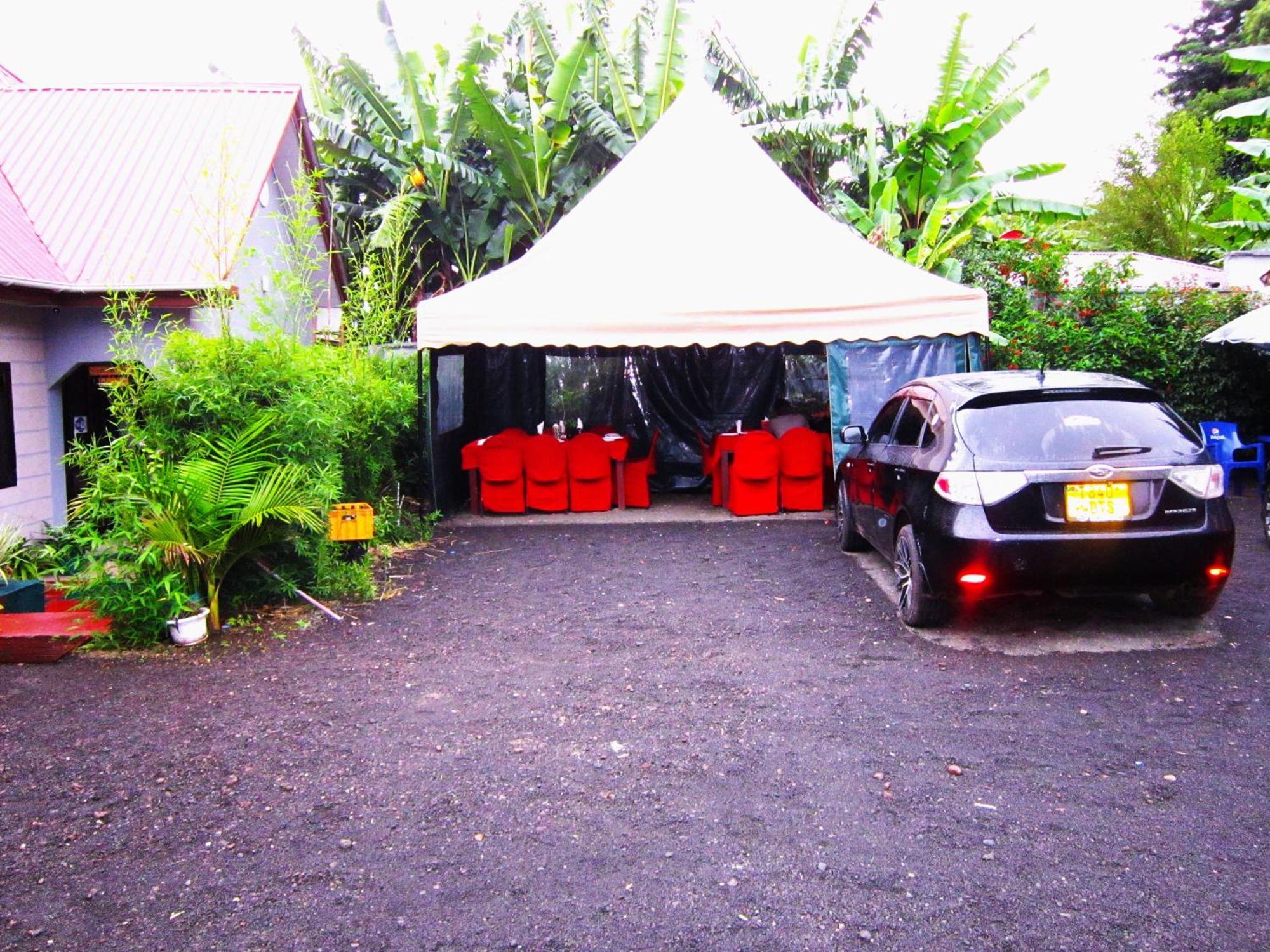 Safari Park House Bed & Breakfast Arusha Exterior photo