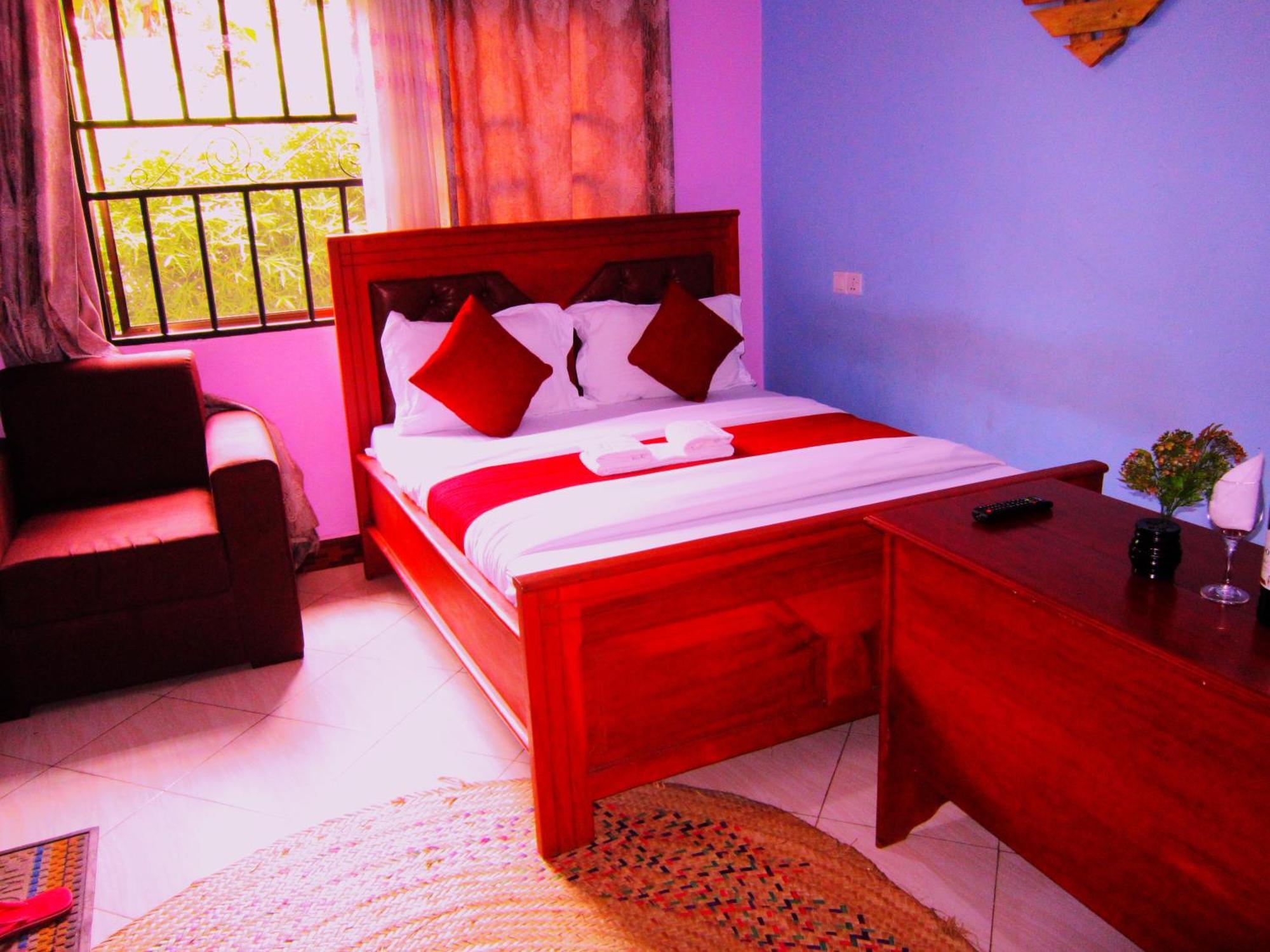 Safari Park House Bed & Breakfast Arusha Exterior photo